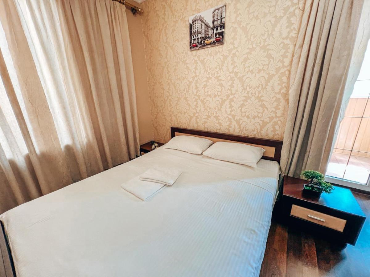 Квартира В Центре Крещатика Kiev Exterior foto