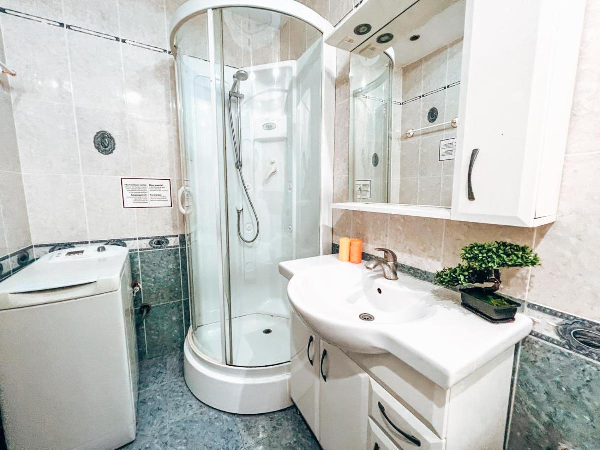 Квартира В Центре Крещатика Kiev Exterior foto